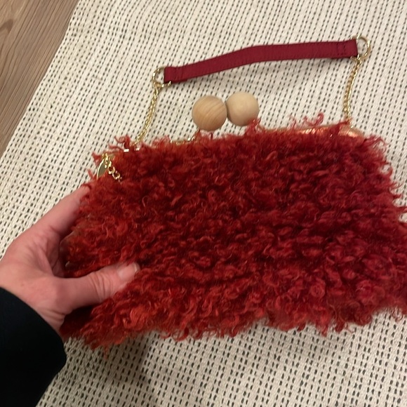 Unbillion Depuis 1996 fuzzy Sherpa handbag - Picture 3 of 10